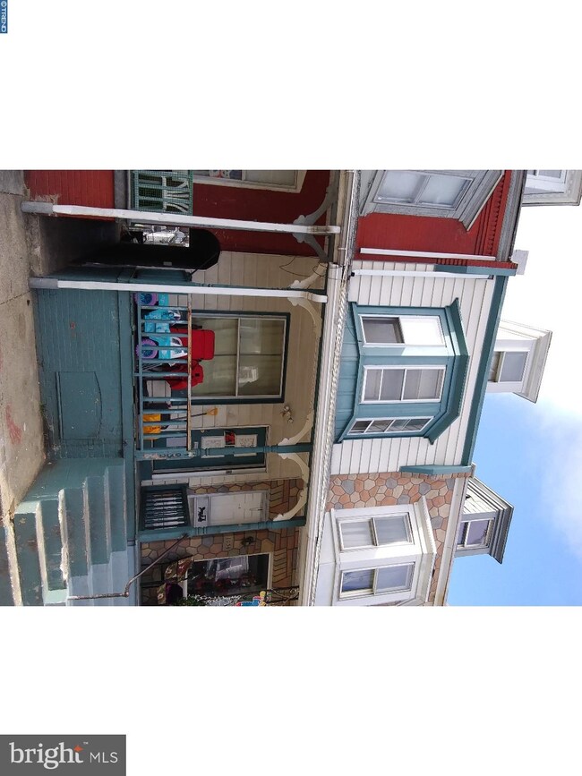 1032 Mulberry St, Reading, PA 19604 - photo 3