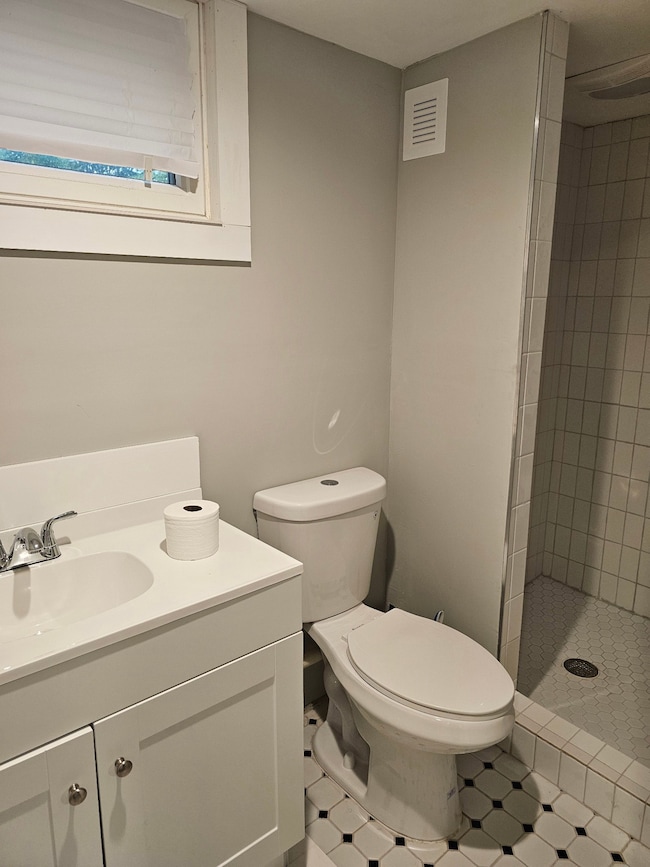 1105 Crossland Ave unit A, Clarksville, TN 37040 - photo 3