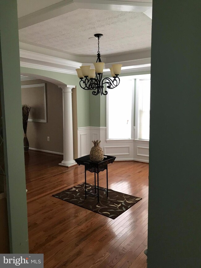 7102 Willow Hill Dr, Capitol Heights, MD 20743 - photo 6