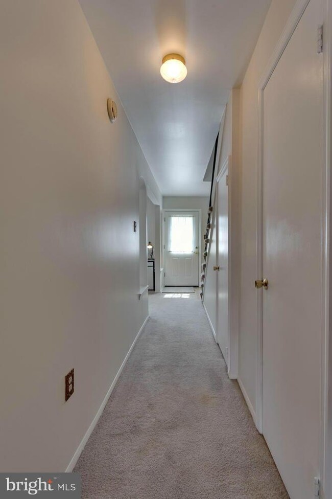 3805 Port Hope Point, Triangle, VA 22172 - photo 3