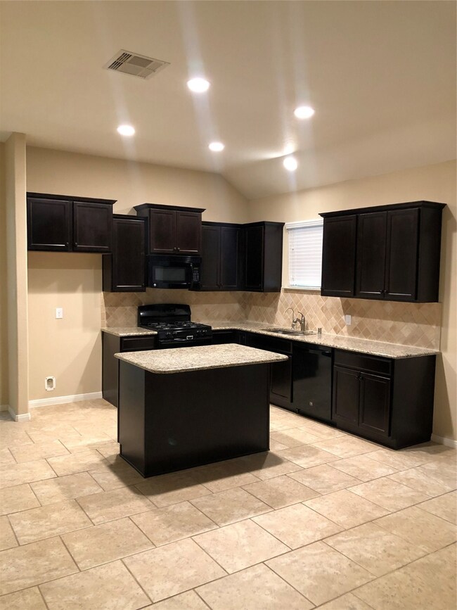 7478 Casita Dr, Magnolia, TX 77354 - photo 2