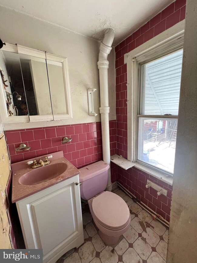 1802 N Dallas St, Baltimore, MD 21213 - photo 7