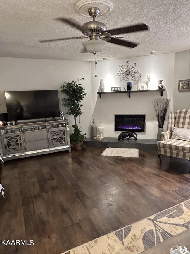 124 Dovenshire Dr, Crossville, TN 38558 - photo 6