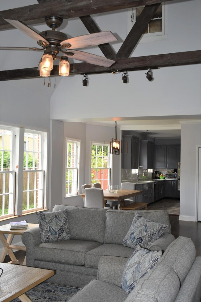 1430 Azalea Dr, Jacksonville, FL 32205 - photo 6