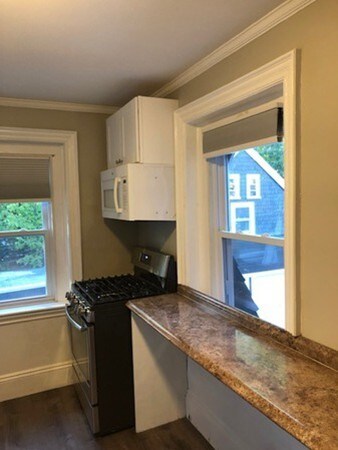 93 Floral St unit 2, Newton Highlands, MA 02461 - photo 2