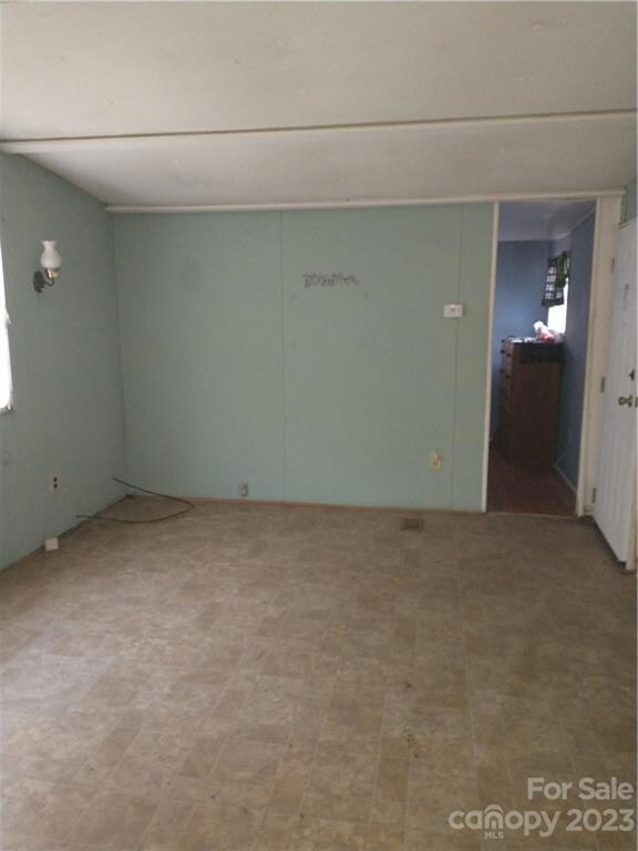 120 Ford Dr, Lowell, NC 28098 - photo 3