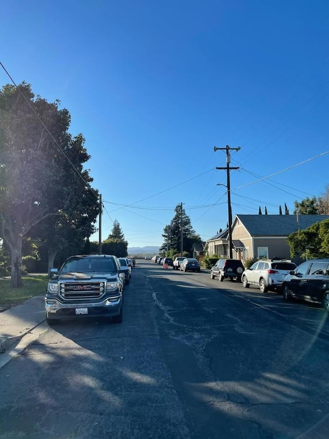 301 Sacramento St, Suisun City, CA 94585 - photo 5