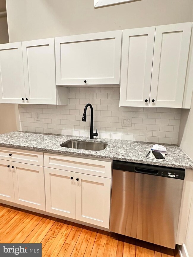 4629 E Thompson St unit 42, Philadelphia, PA 19137 - photo 6