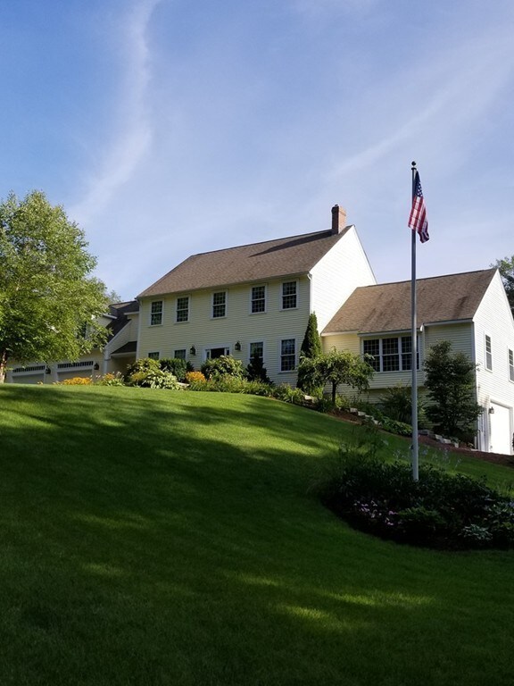 225 Dudley Southbridge Rd, Dudley, MA 01571 - photo 3