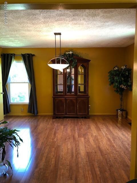 139 Spencer hill dining room