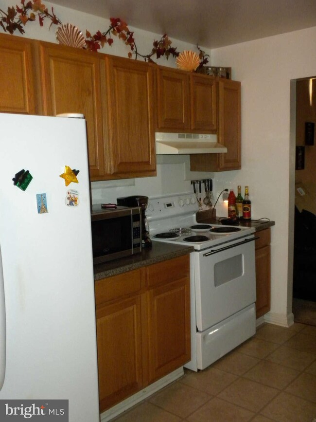 1524 Karen Blvd, District Heights, MD 20747 - photo 6