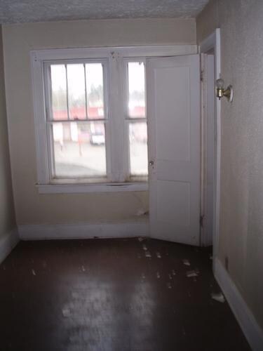 2410 Sullivant bedroom 1