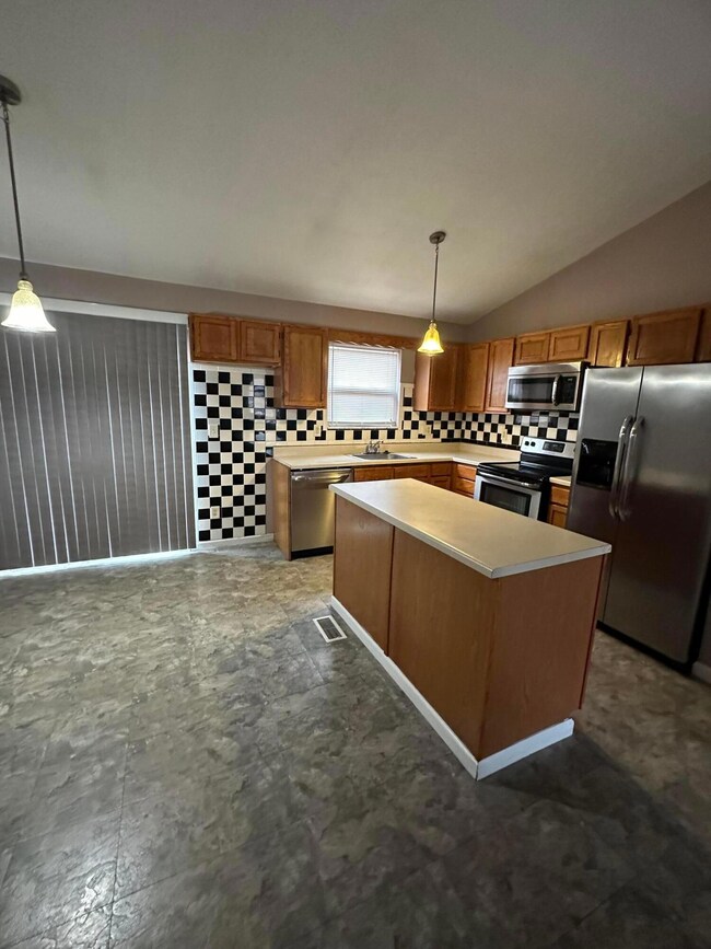 Eat In Kitchen