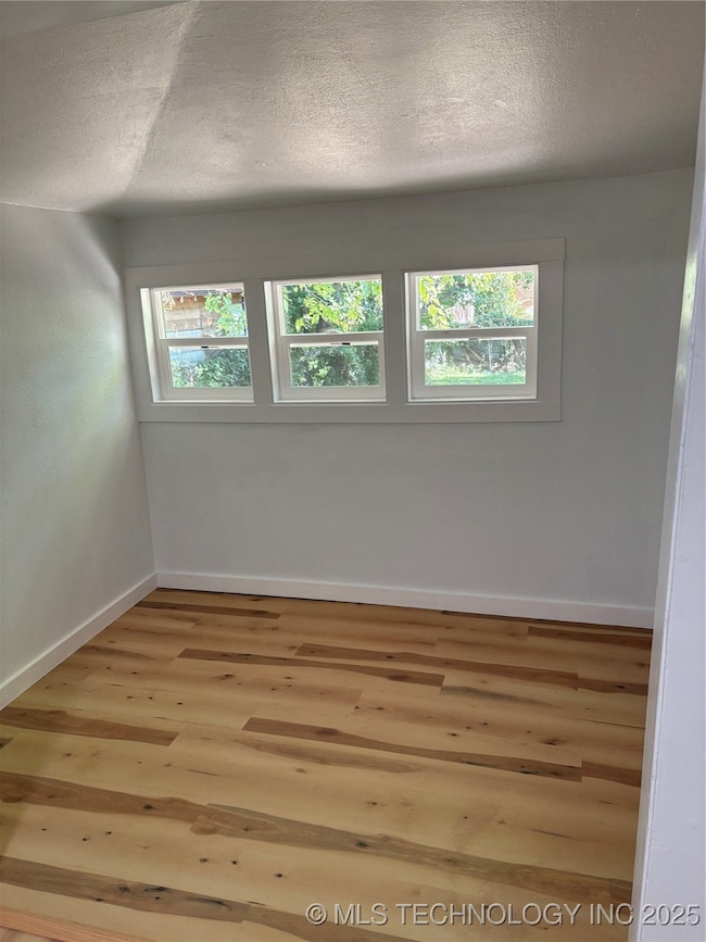 119 N Columbia Ave, Tulsa, OK 74110 - photo 7