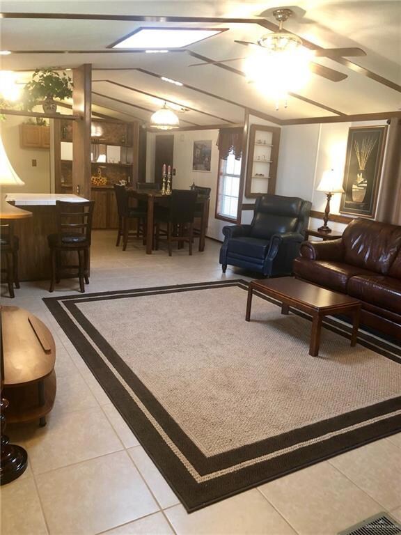 807 Santa Anna Dr, Alamo, TX 78516 - photo 3