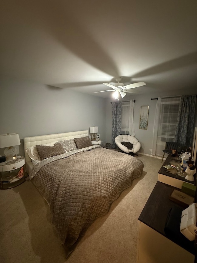 1063 Stillwater Rd unit 1063, Elgin, IL 60120 - photo 7