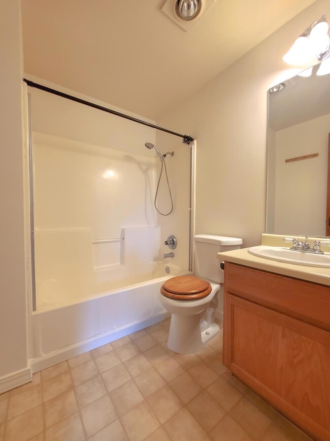 1548 SW 34th St, Redmond, OR 97756 - photo 7