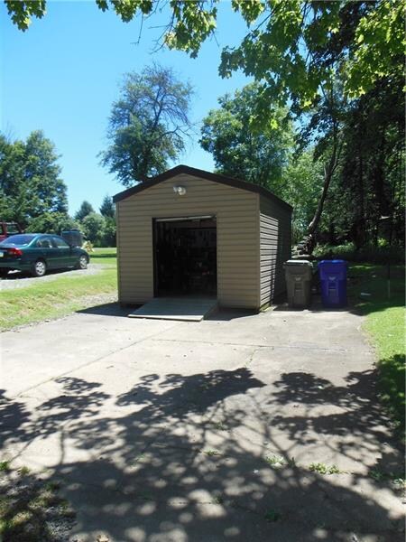 16x12 shed included!
