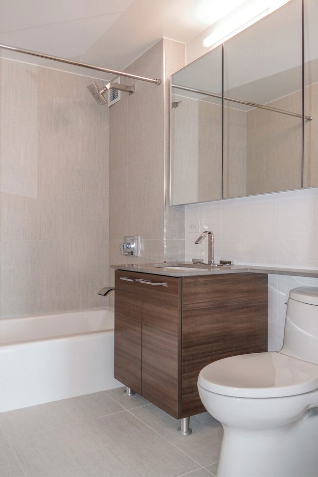 unlisted-address, New York, NY 10028 - photo 6