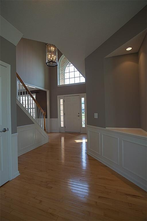 12628 Duval Dr, Fishers, IN 46037 - photo 2