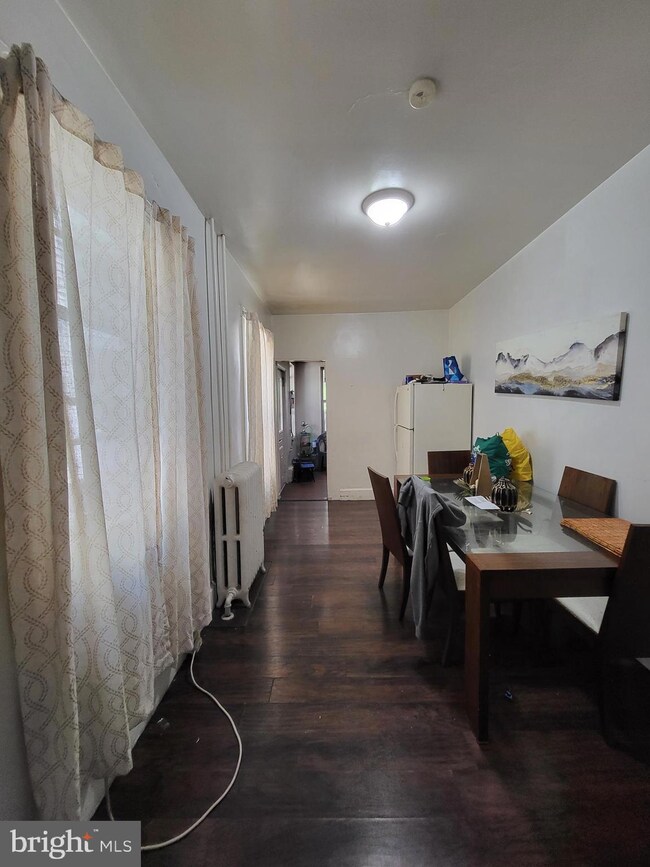 333 N 13th St, Reading, PA 19604 - photo 3