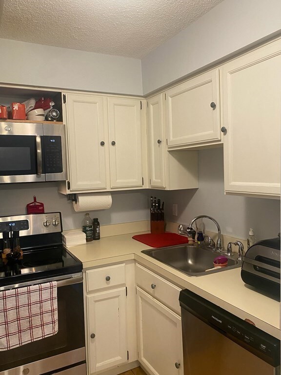 Gateway Condominiums unit 208N, Beverly, MA 01915 - photo 4