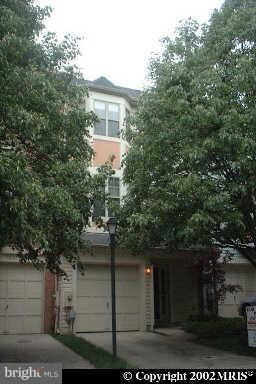 7365 Eden Brook Dr, Columbia, MD 21046 - photo 2