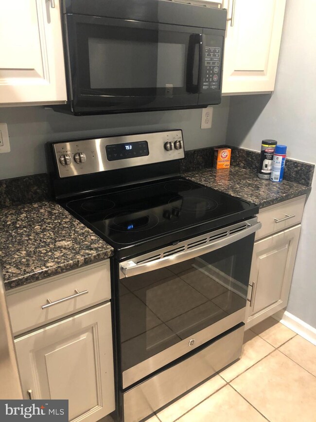 14307 Dover Ct, Laurel, MD 20707 - photo 6