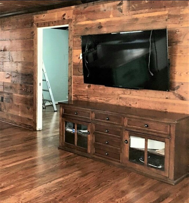 309 Sue St, Houston, TX 77009 - photo 7