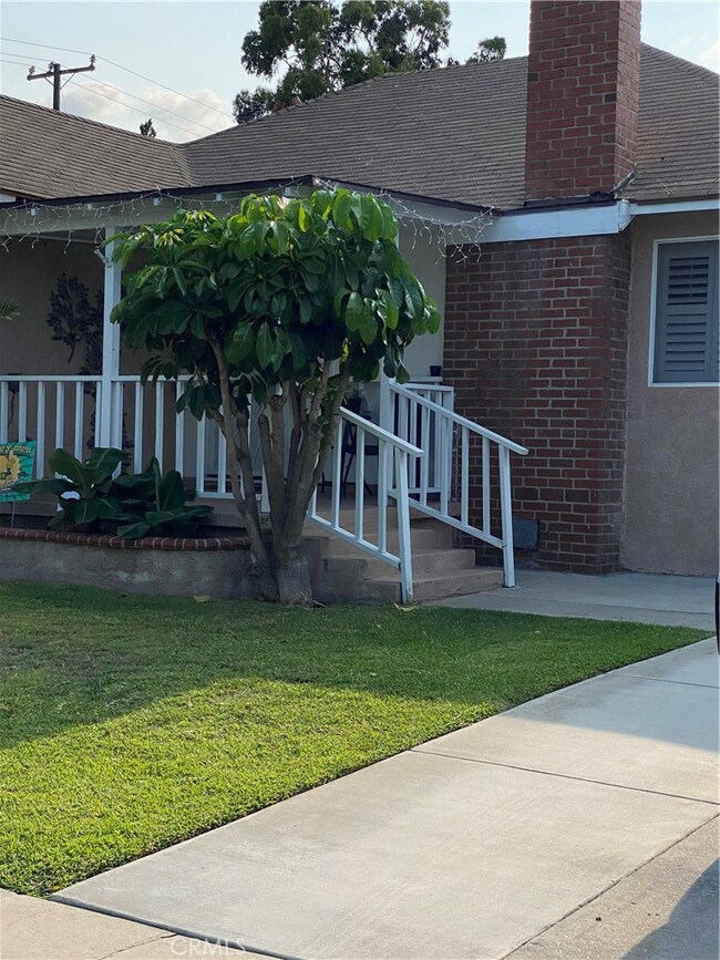 5807 Oliva Ave, Lakewood, CA 90712 - photo 3