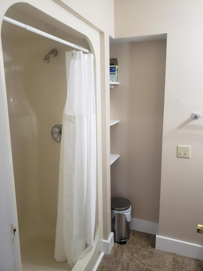 1325 S Knoxville Ave, Saint Marys, OH 45885 - photo 5