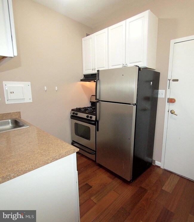The Monroe House Condos unit 204, Washington, DC 20006 - photo 7