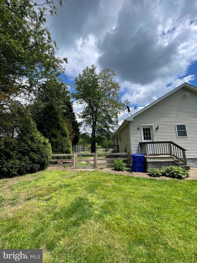 21908 Yerkey Rd, Rock Hall, MD 21661 - photo 3