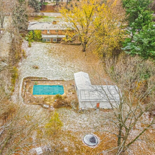 5405 W 450 N, La Porte, IN 46350 - photo 3