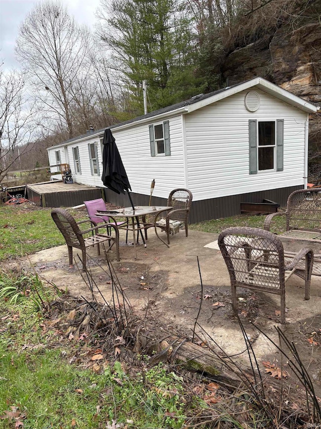 358 N Sycamore Rd, Taswell, IN 47175 - photo 3