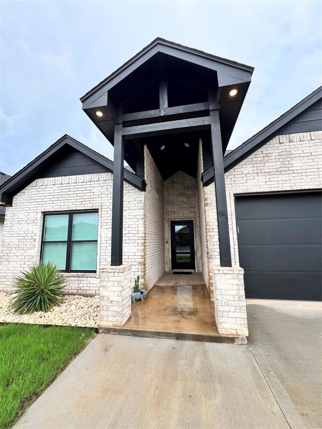 4601 Seals Ln, Abilene, TX 79606 - photo 2