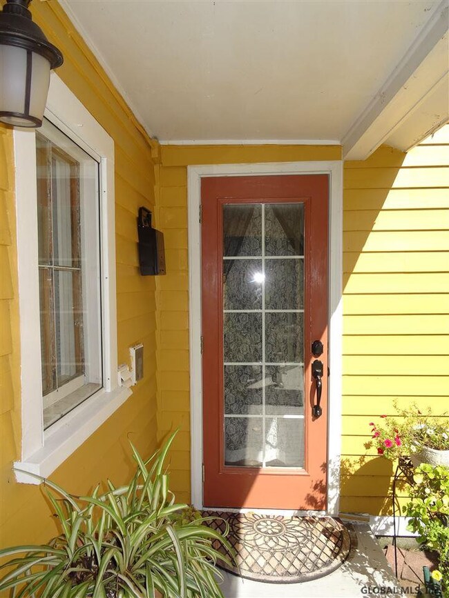 4 Cucumber Aly unit A, Schenectady, NY 12305 - photo 6