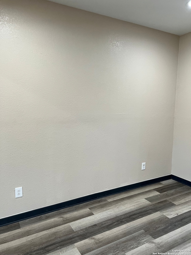 405 W Sabinal St unit A, Uvalde, TX 78801 - photo 4