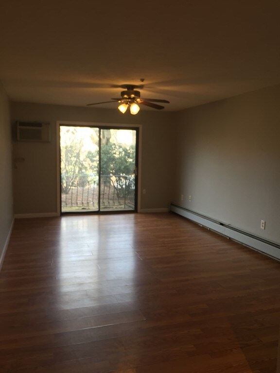 159 Bittersweet Ln unit 111, Randolph, MA 02368 - photo 3