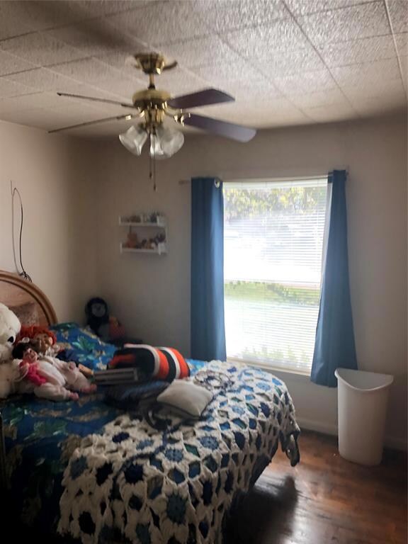 1218 N Douglas Ave, Cleburne, TX 76033 - photo 6