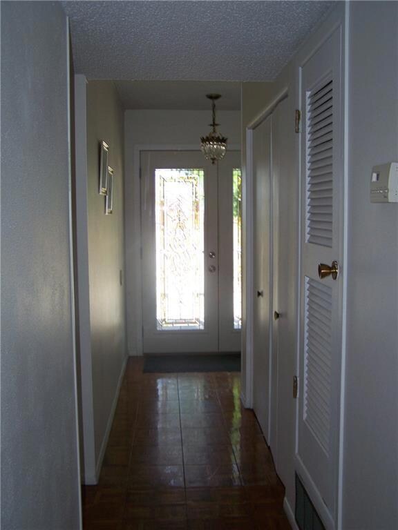 10100 Palmetto Dr, El Paso, TX 79925 - photo 5