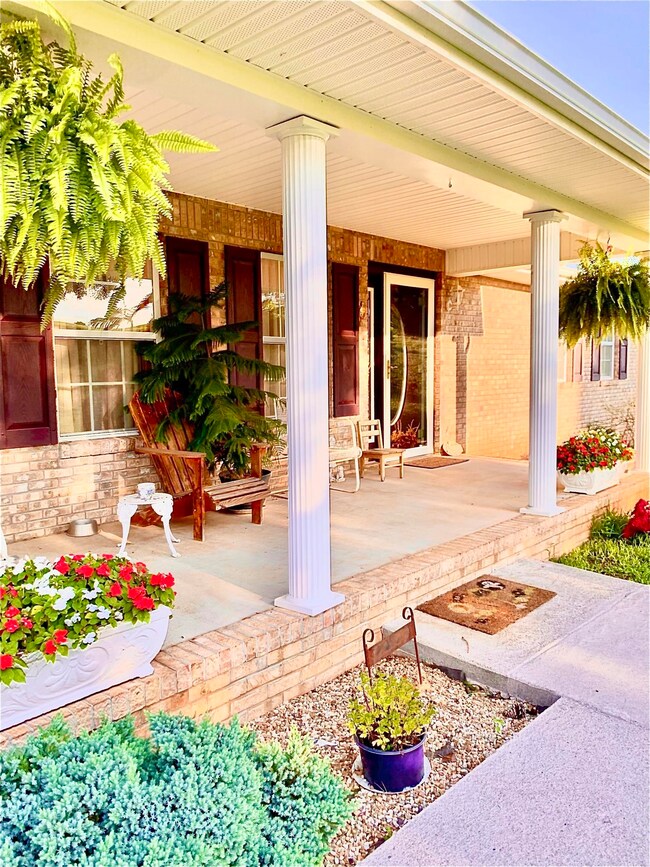 488 Kenneth Roach Ln, Rutledge, TN 37861 - photo 2