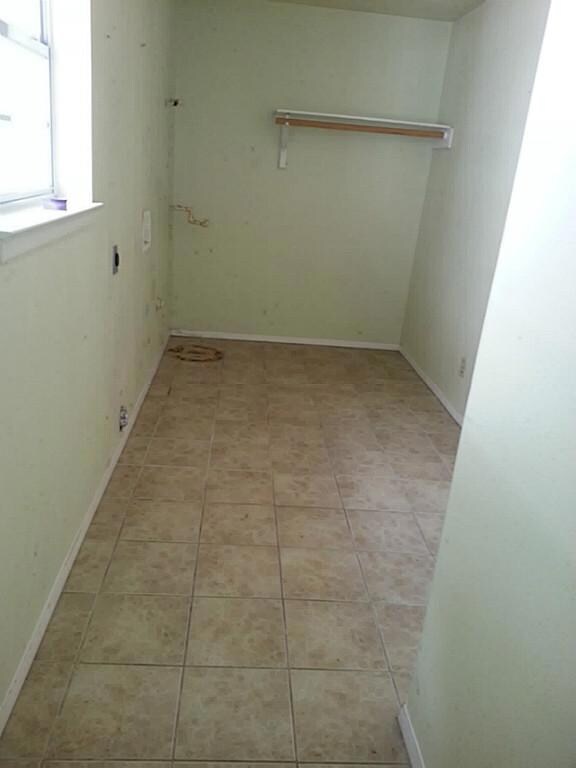 13402 Sundale Rd, Houston, TX 77038 - photo 3