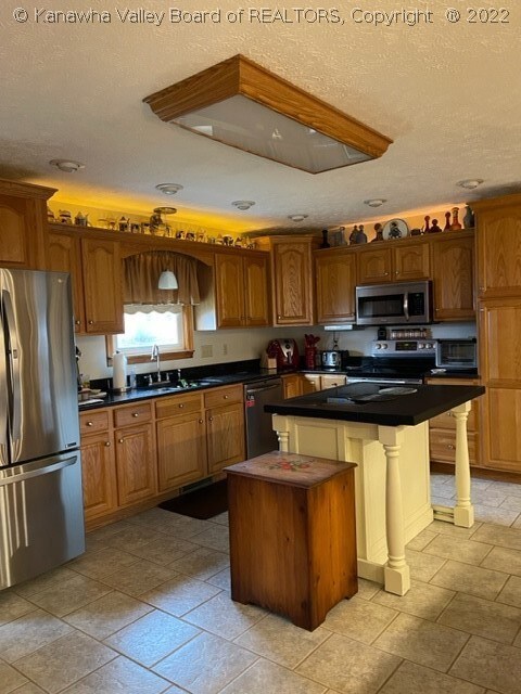 230 20th St, Dunbar, WV 25064 - photo 7