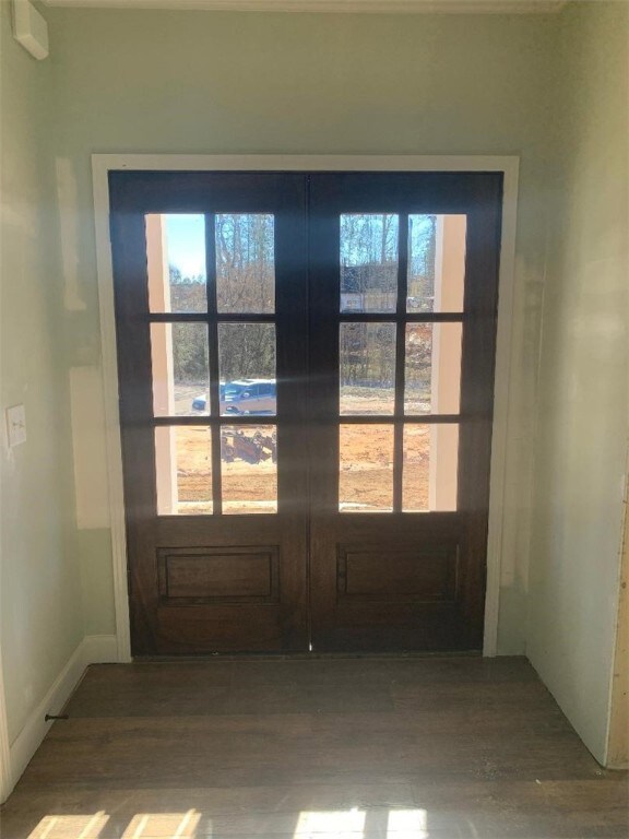 Spacious Entry