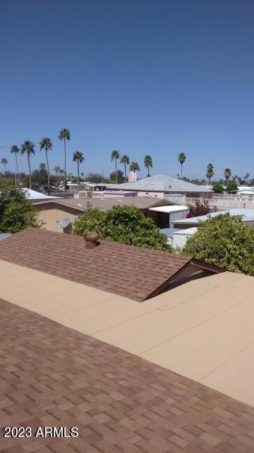 Roof 2
