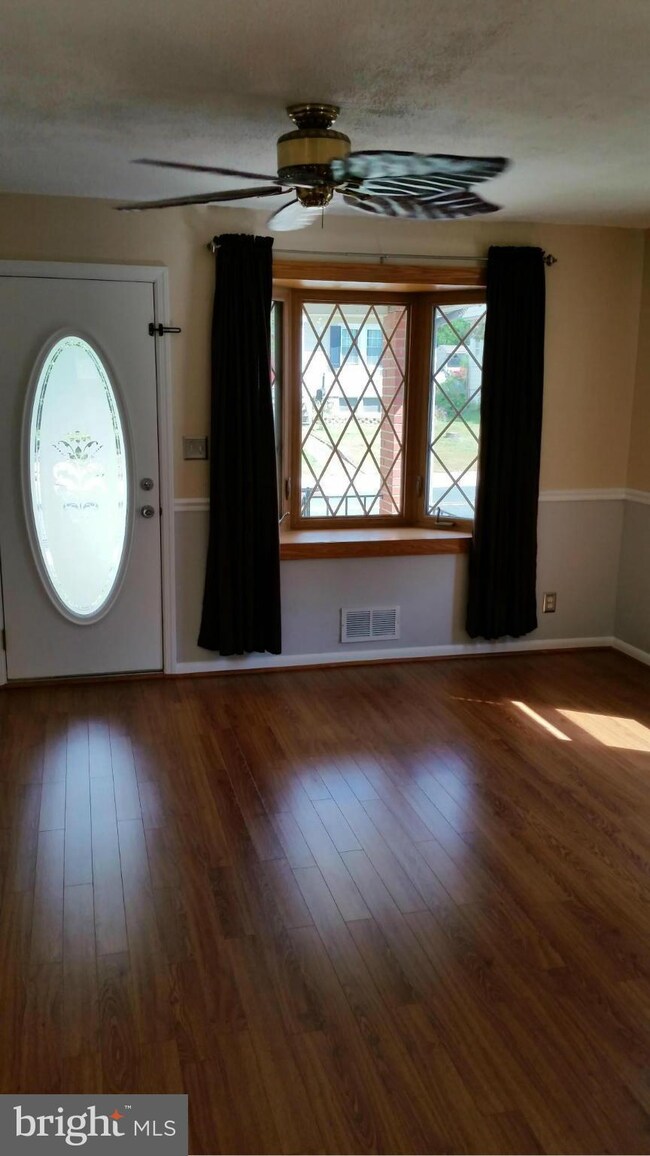 4915 Kenwood Ave, Baltimore, MD 21206 - photo 3