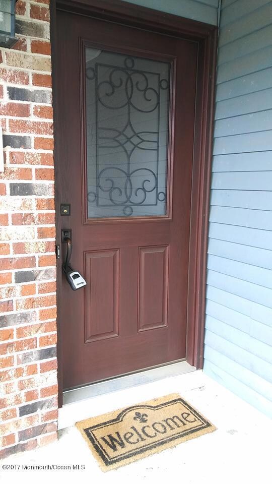 33 Conifer St, Howell, NJ 07731 - photo 2