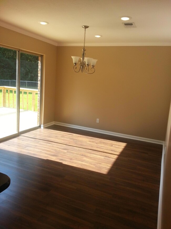 64 Shamrock Dr, Laurel, MS 39443 - photo 7