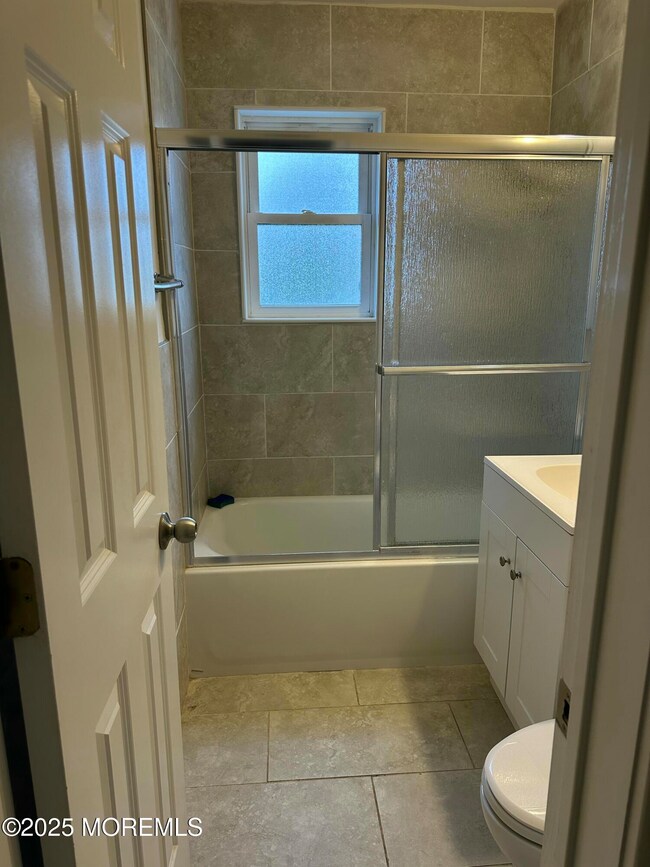 31 Cedar Ave unit 4, Long Branch, NJ 07740 - photo 6